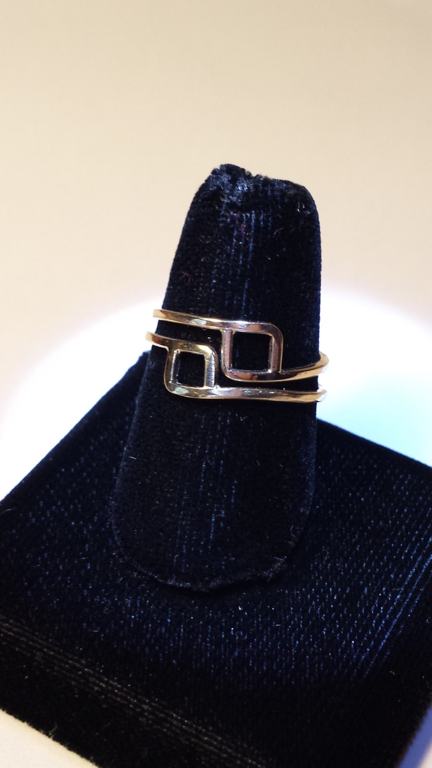 14k Gold Ring: Minimalist Diamond Design, Stacking Band