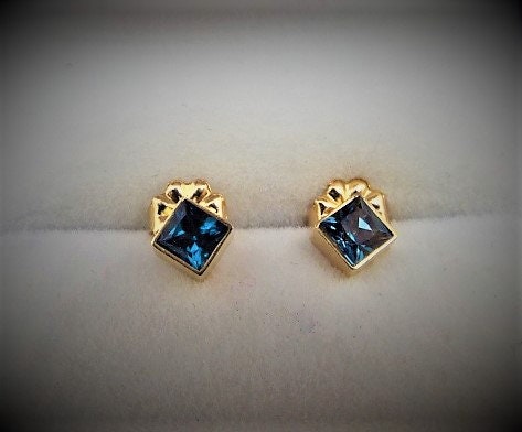 14k Gold London Blue Topaz Stud Earrings: December Birthstone