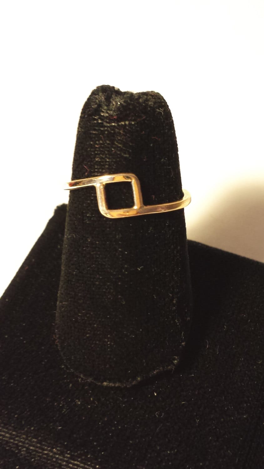 14k Gold Ring: Minimalist Diamond Design, Stacking Band