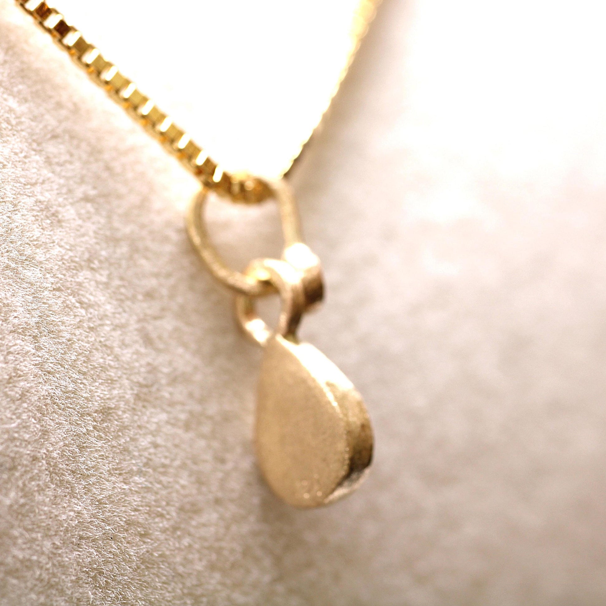 14K Solid Gold Tear Drop Rhodolite Garnet Necklace/Optional Gold Chain