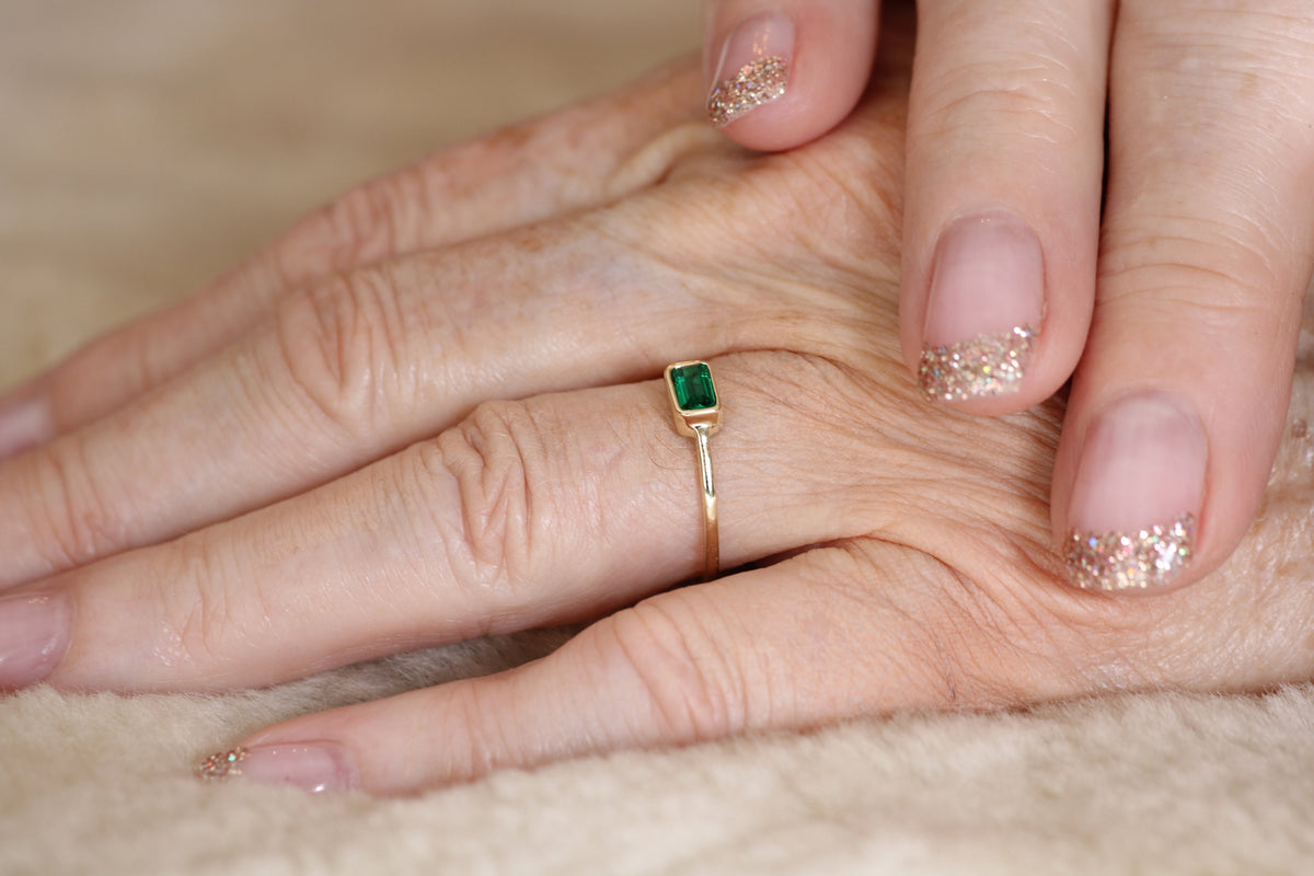 14k Gold Emerald Ring: May Birthstone Solitaire