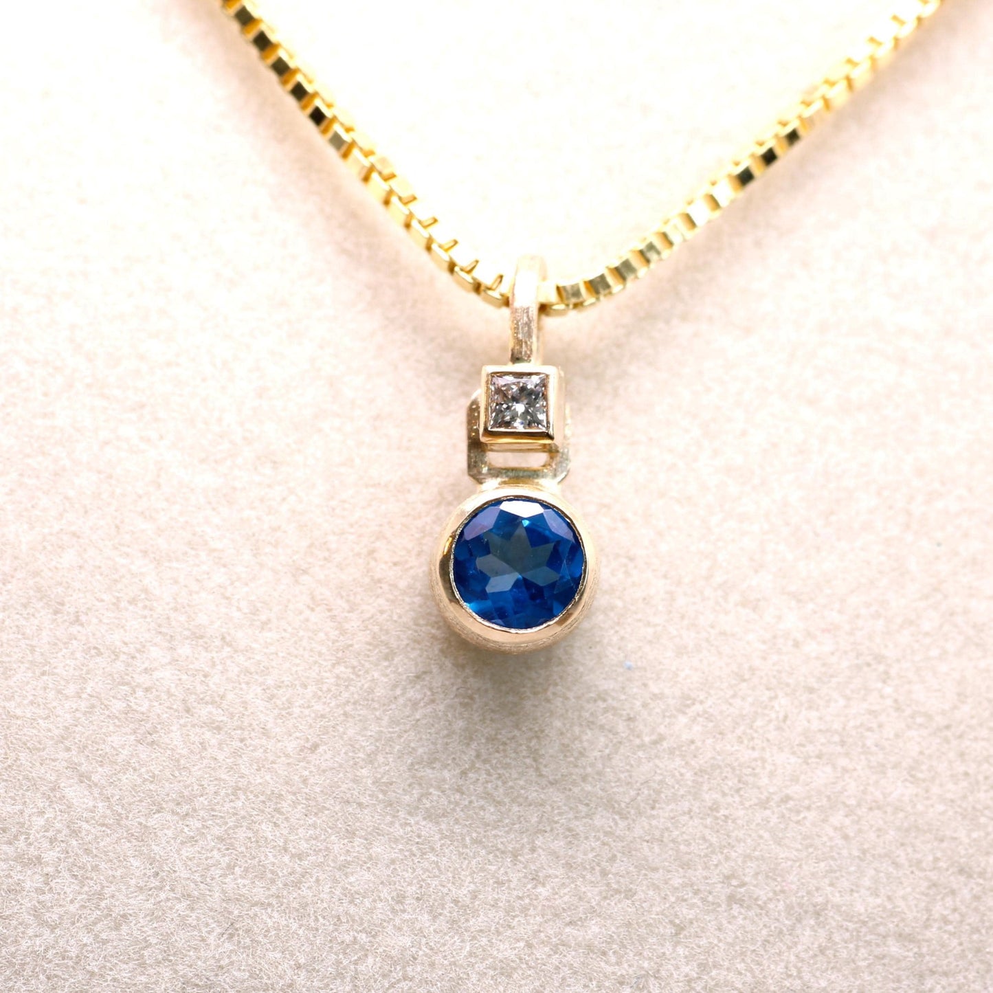 14k Artic Ice Blue Topaz Pendent Necklace with Diamond, Optional Chain __etsy:8108250697