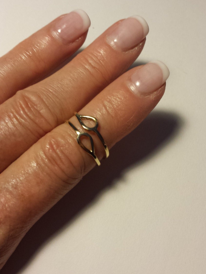 14k Gold Fashion Ring: Minimalist Single Loop Promise Ring